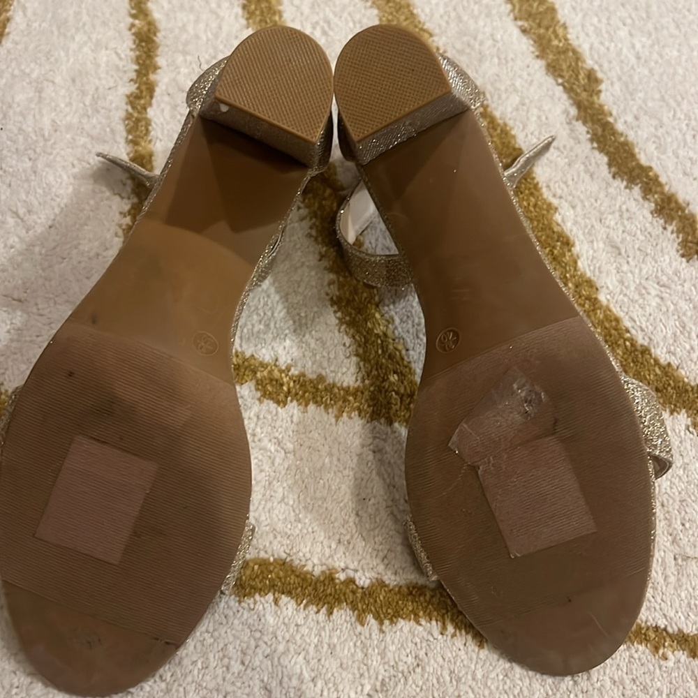 EUC size 10 and size 9 Glitter Gold shoes - Picture 5 of 6